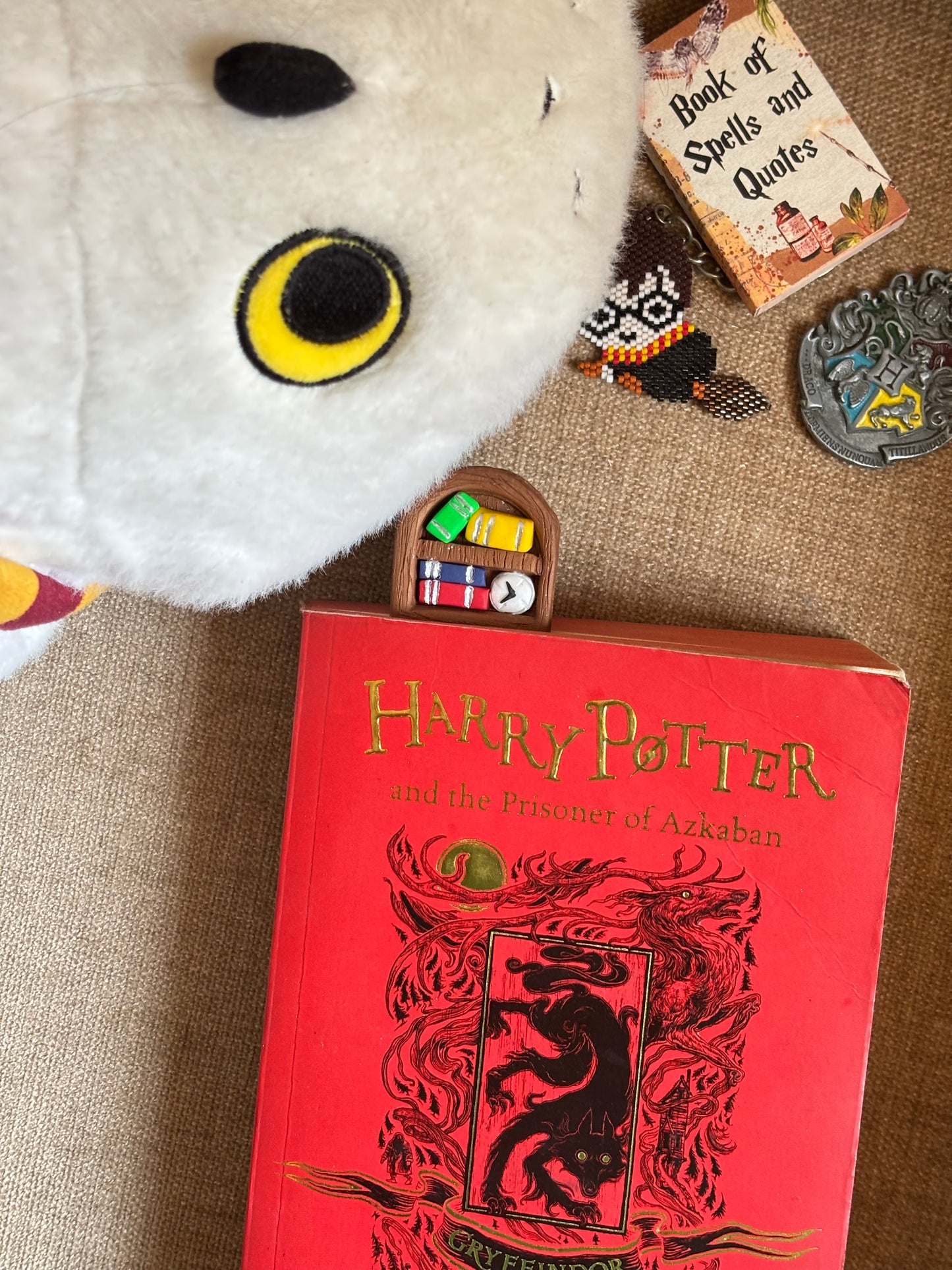 Bookshelf Bookmark