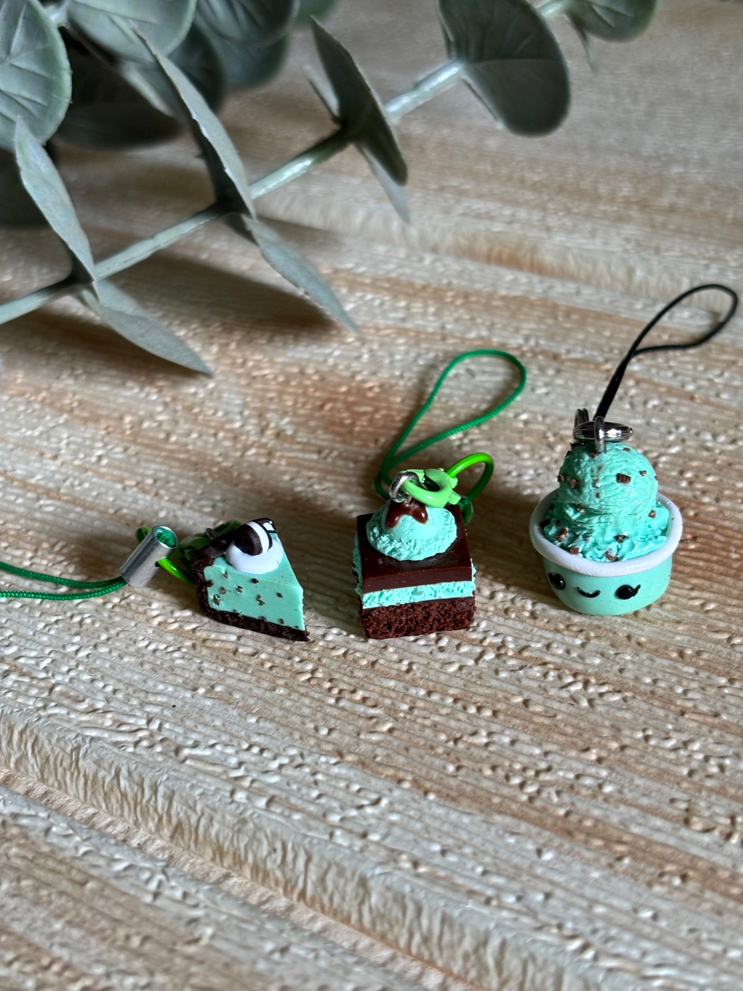 Mint choco slice
