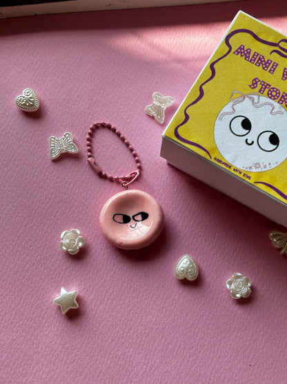 Side Eye Face Mini Worry Stone